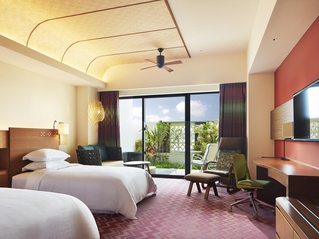 Sheraton Okinawa Sunmarina Resort Onna Exterior foto