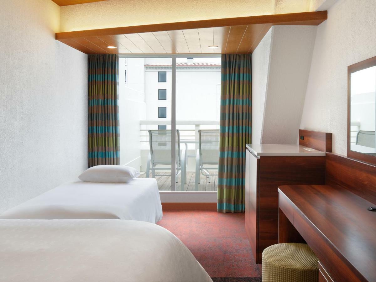 Sheraton Okinawa Sunmarina Resort Onna Exterior foto