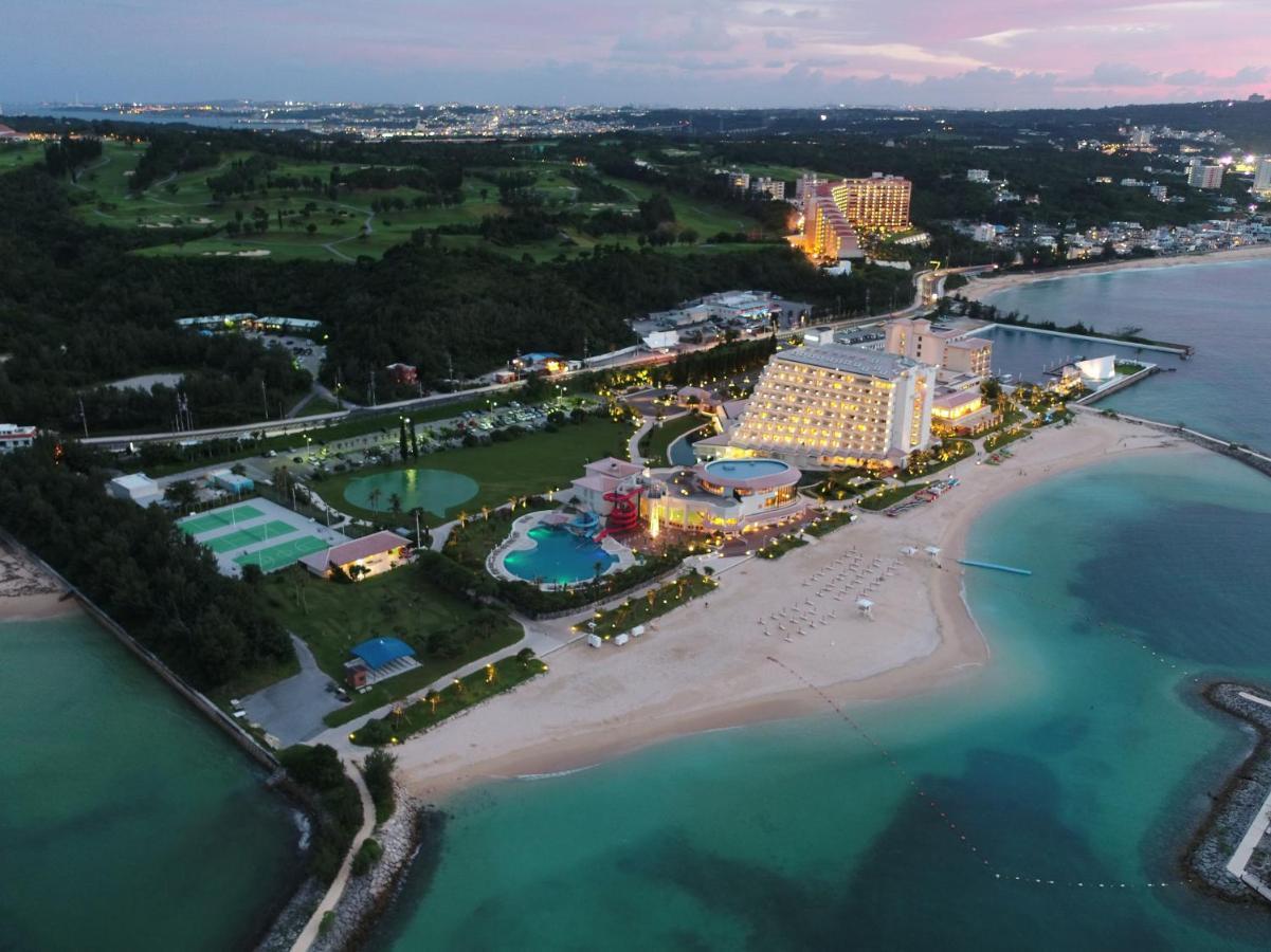 Sheraton Okinawa Sunmarina Resort Onna Exterior foto